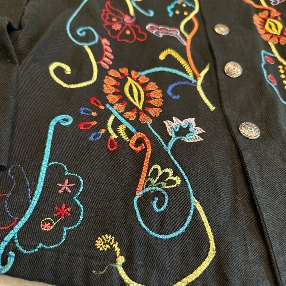 EU Vintage White Stag Floral Embroidered Black Denim Jacket - Picture 10 of 14